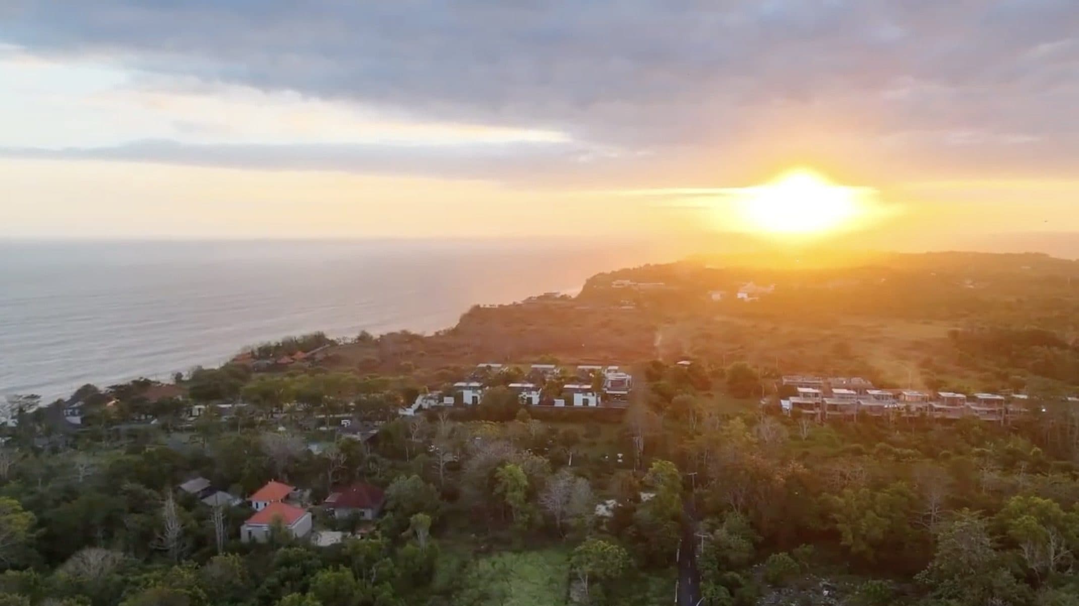 Sunset over the Indian Ocean from the Uluwatu clifftops